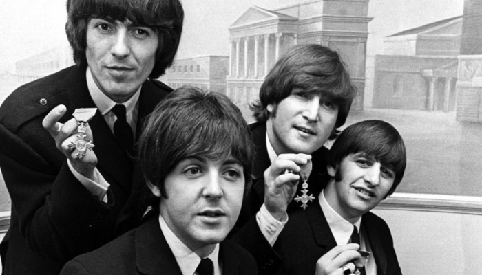 Beatles 64: documentário sobre viagem da banda aos estados unidos ganha trailer e data de estrei...